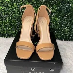 Windsor Tan Women's Heels